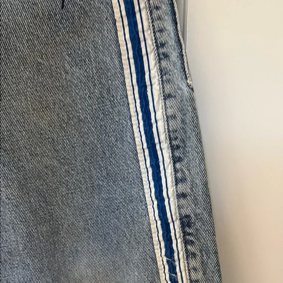 JNCO Blue and White Wide-Leg Cropped Jeans